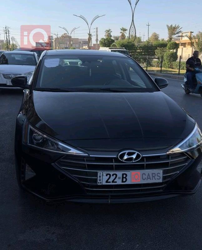 هیوندای ئەلەنترا